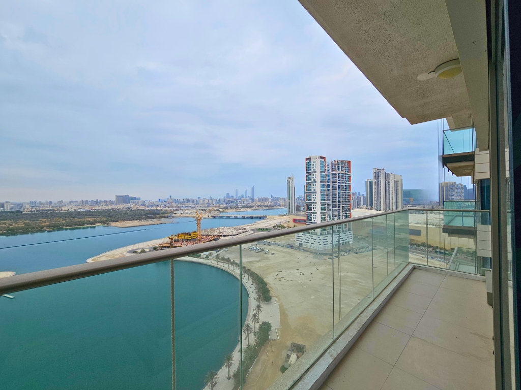 the wave reem balcony view