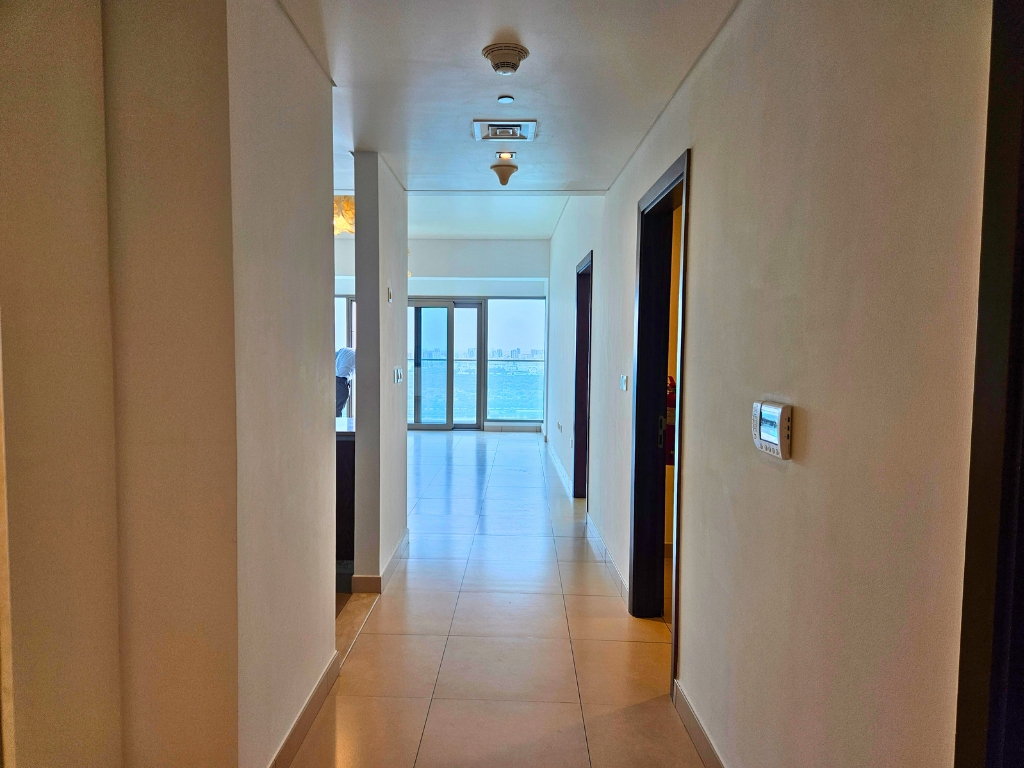the wave reem corridor